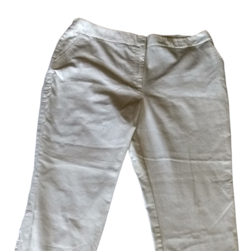 Women's white capris 18